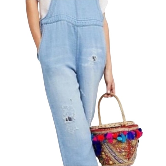 Free People Distressed Linen
Bib Overalls Chambray Cropped Boho Relaxed Fit SZ S - Picture 2 of 15